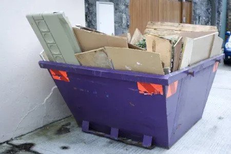 How A Mini Skip Hire Can Save You Money